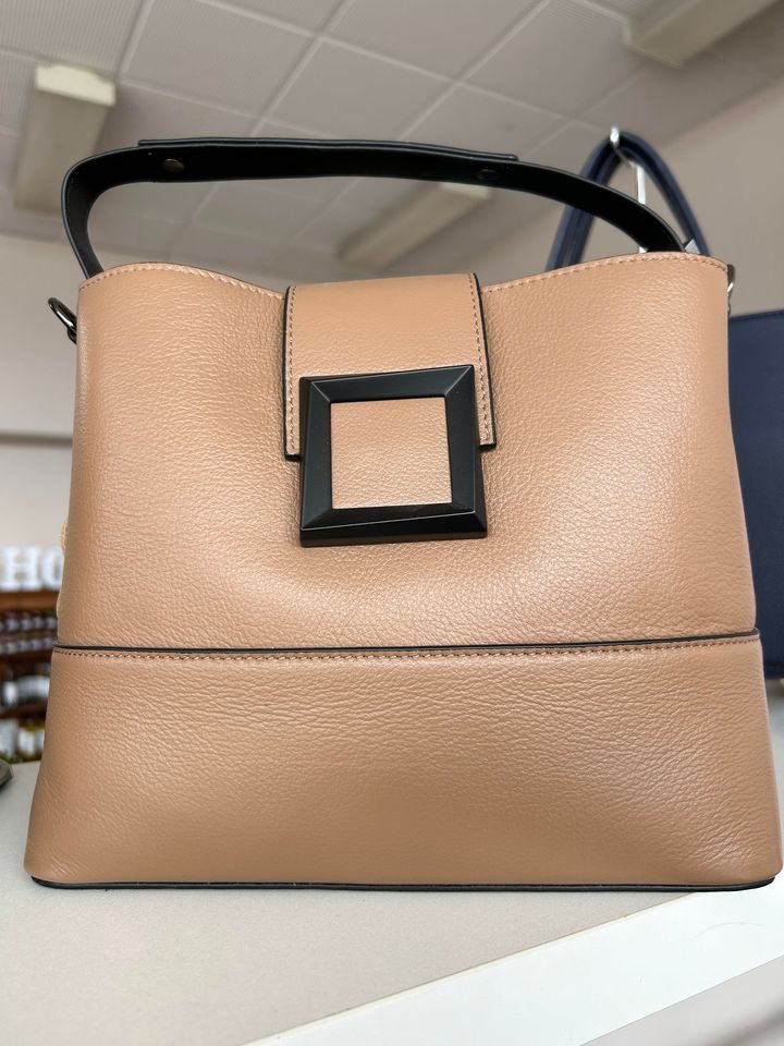 Verity Handbag in Mocha