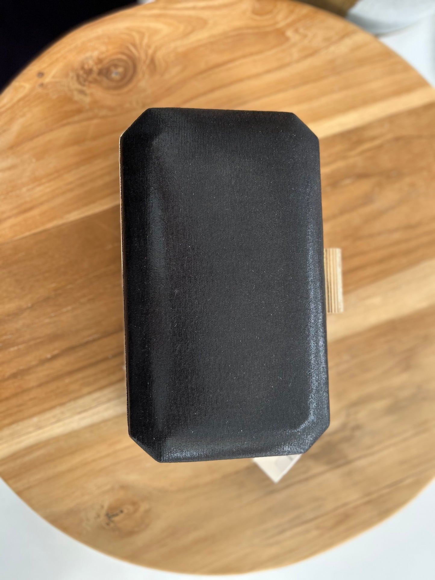 ADORNE BLACK/CRYSTAL CLUTCH