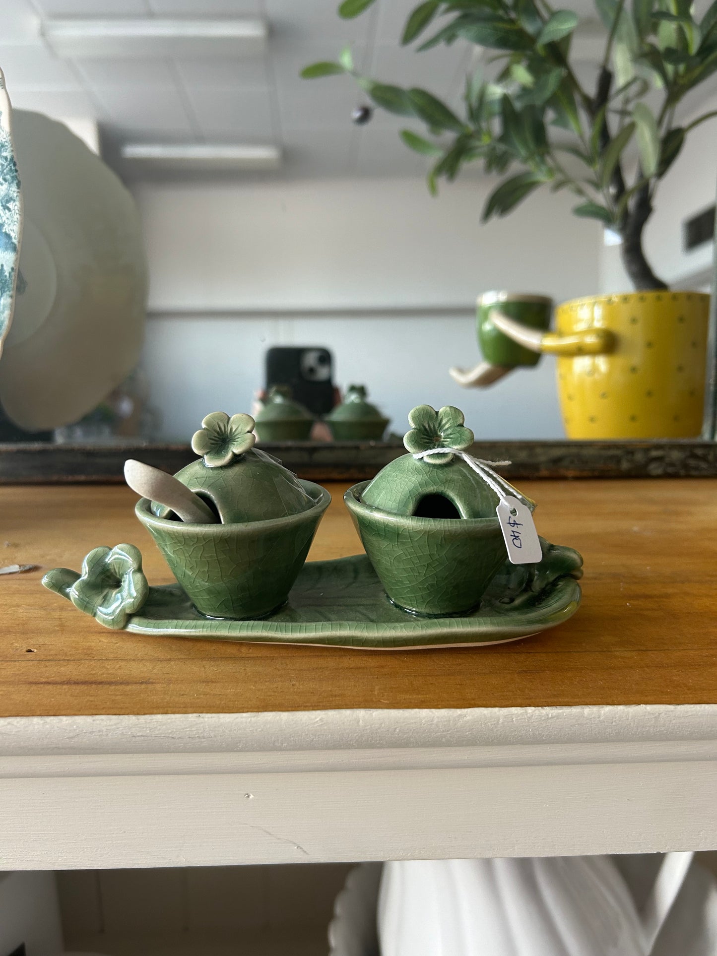 Leaf Blossom Ceramic Condiment Set