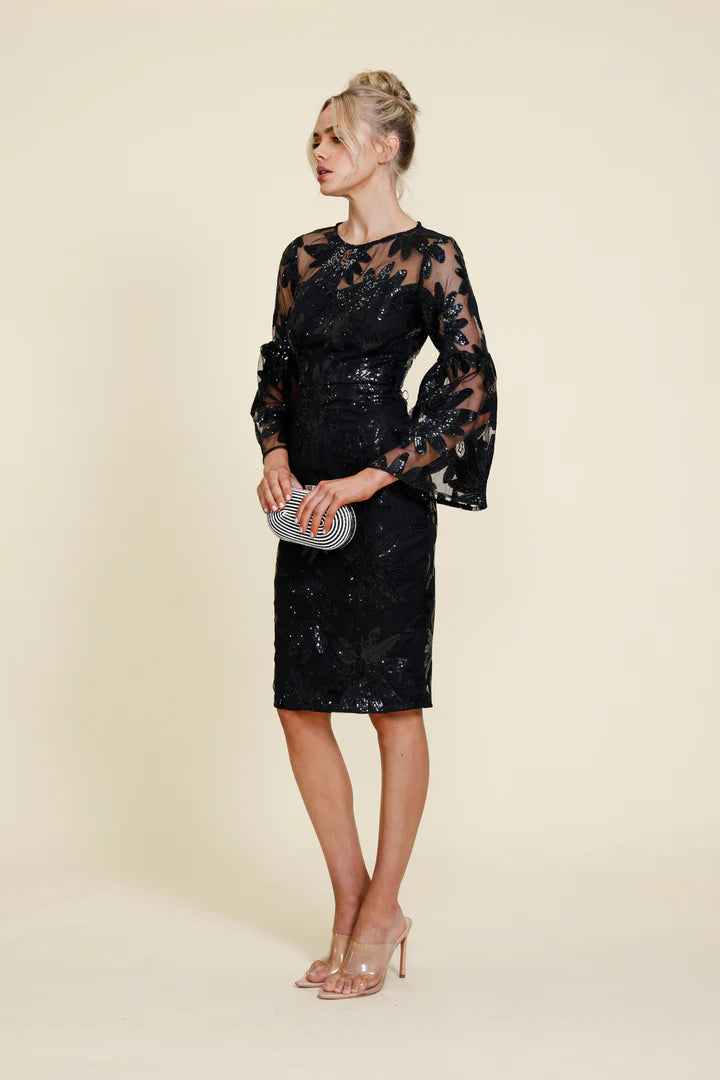 ROMANCE BY HONEY & BEAU DEMI BELL SLEEVE DRESS SIZE 12