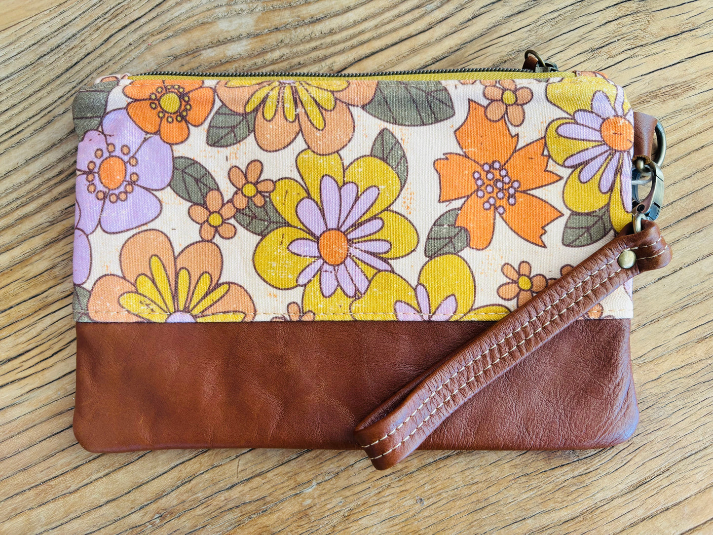 Vintage Flowers Fabric & Leather Wristlet Clutch