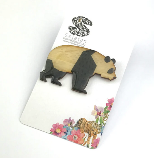 Selatan Panda Brooch