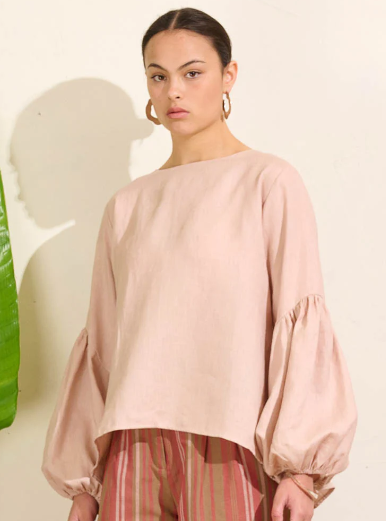 HATTIE the Label Falling Bell Sleeve Top